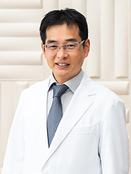 副院長近影